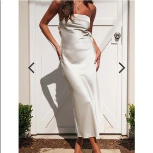 Mura Boutique Silky dress